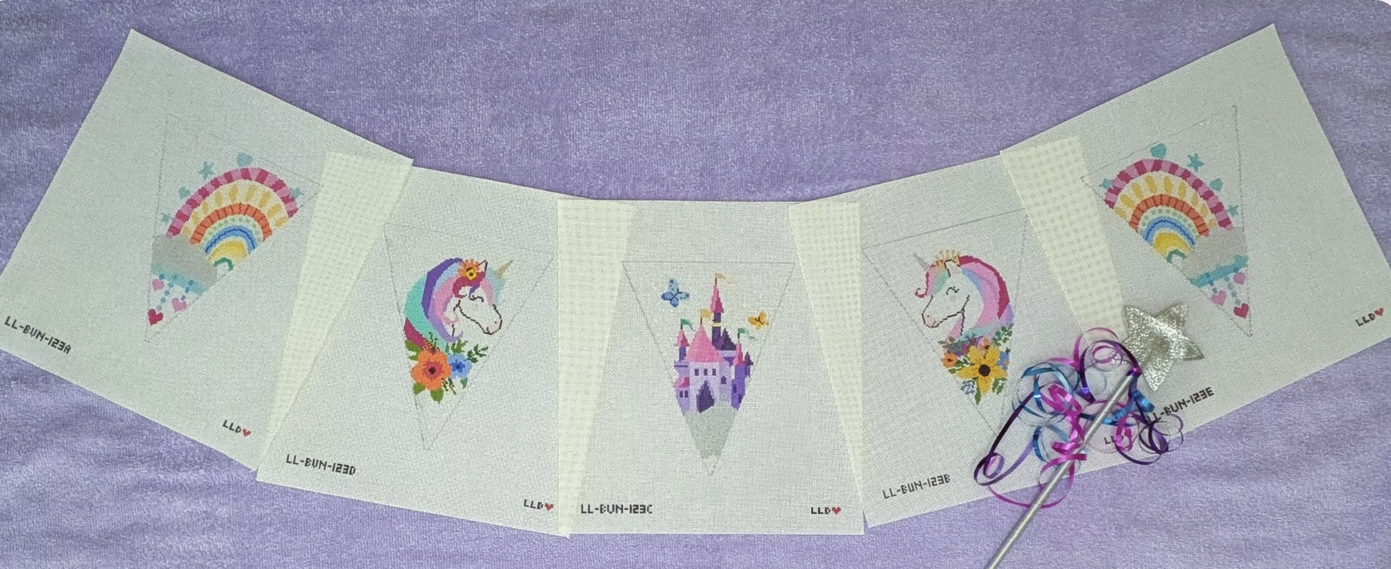 LL-BUN-1234 -  Unicorn Garland (6 canvases)