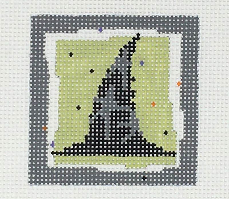 P-CL-Y-010 - Witches Hat