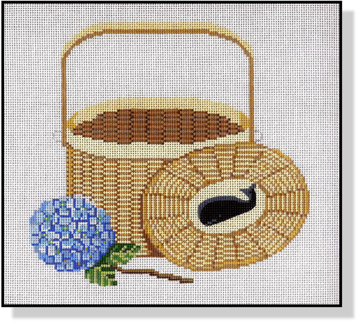 MBM-PL08 - Nantucket Basket with Cover & Hydrangea