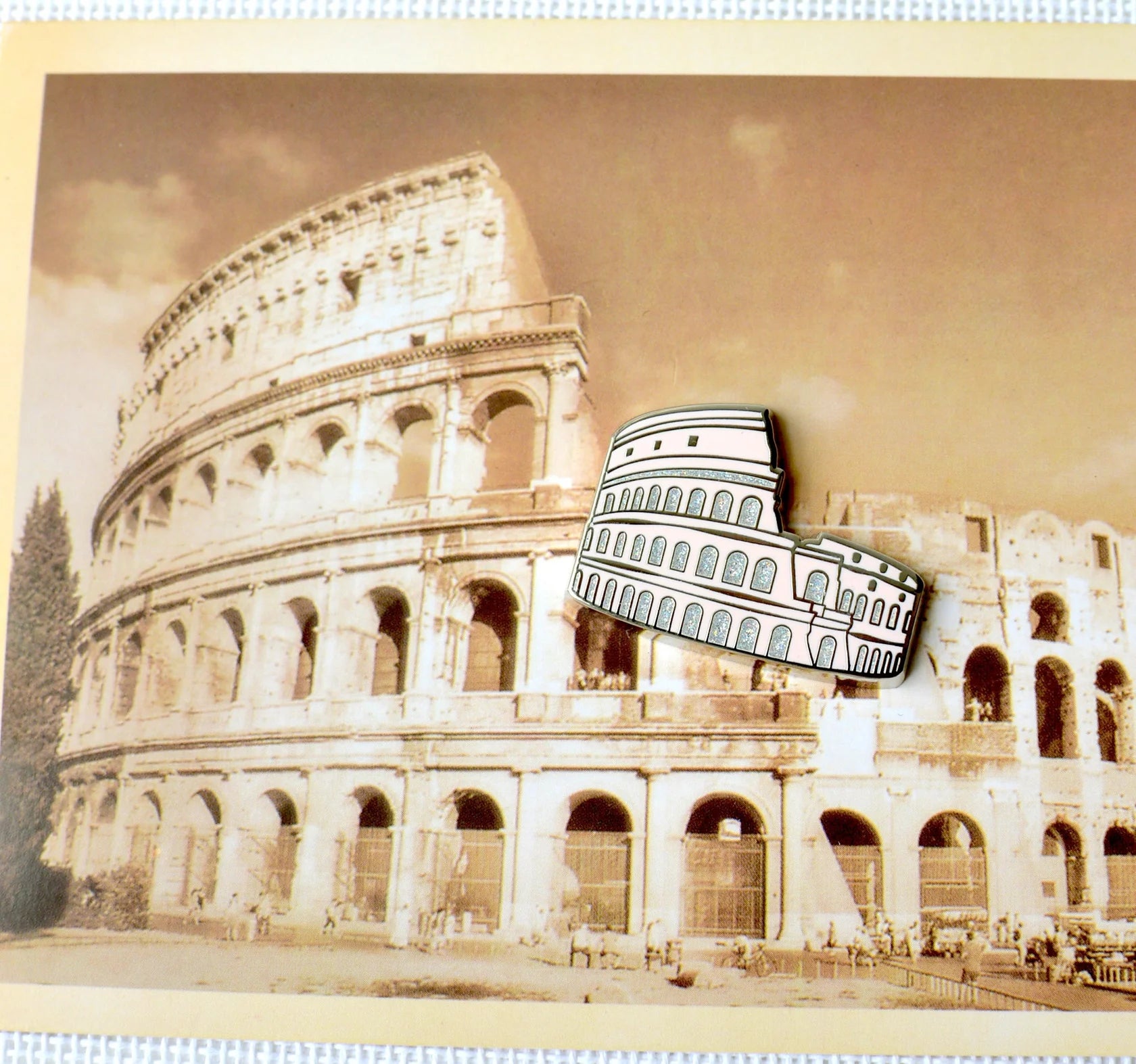 Roman Colosseum with Glitter Needle Minder