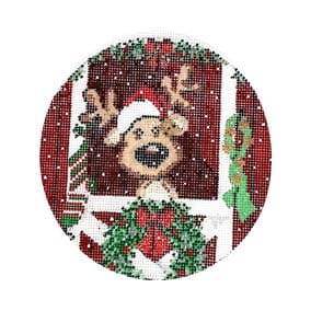 SS-XO 04 - Reindeer in Front of Barn