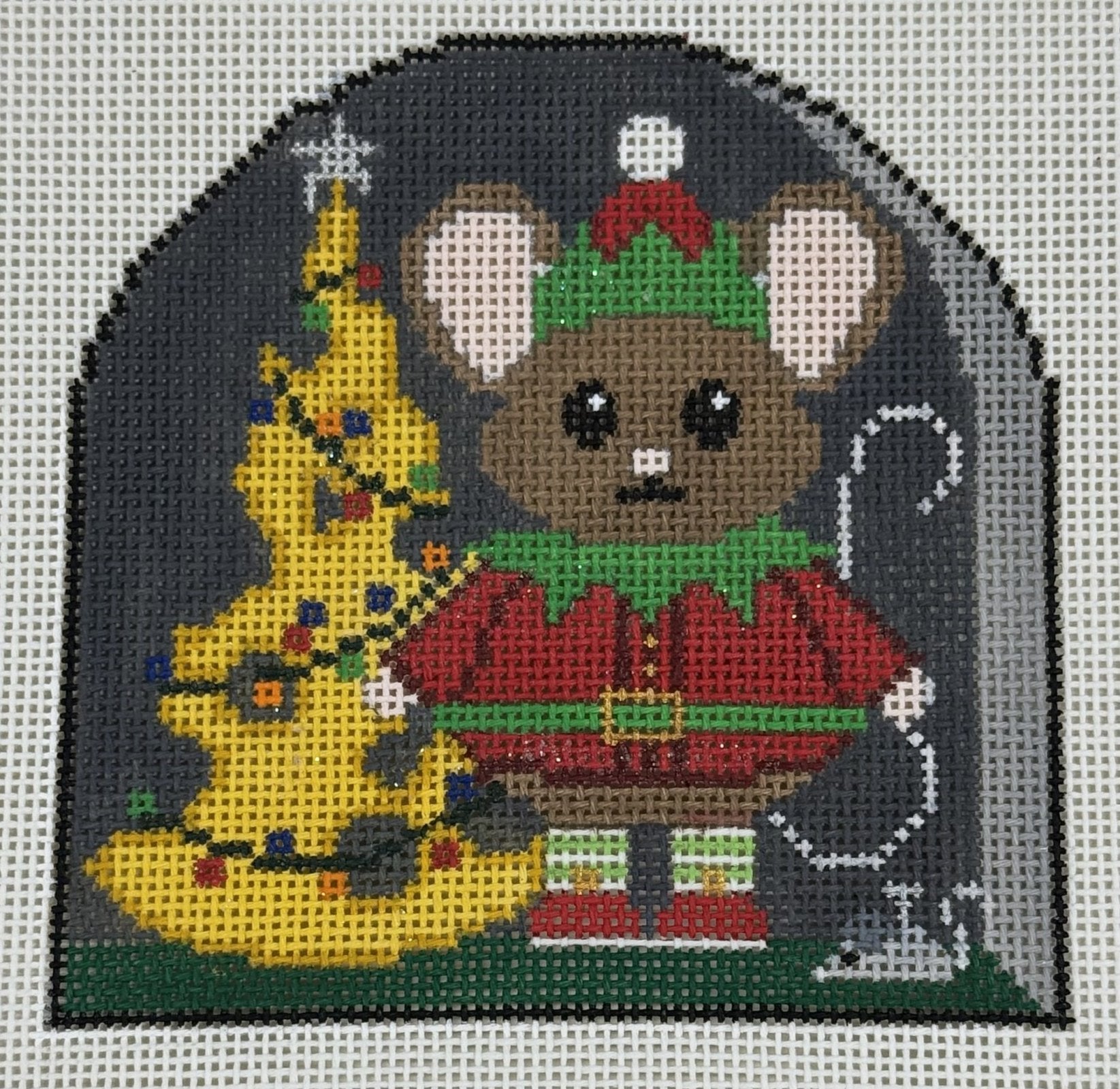 XO-307D - Mouse House - Elf with Cheese