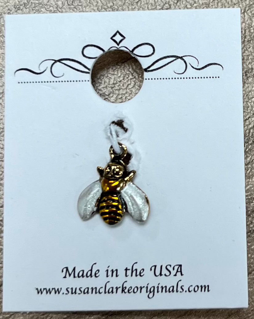 C1424 - Bee Charm