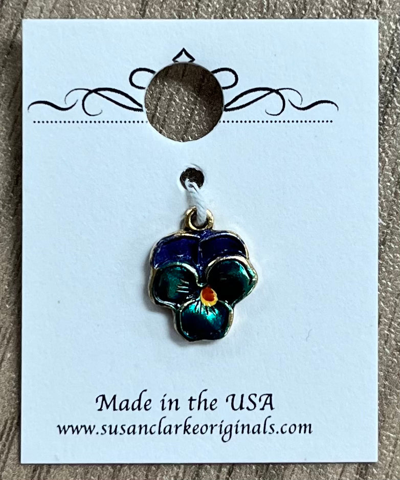 968 - Small Pansy Charm