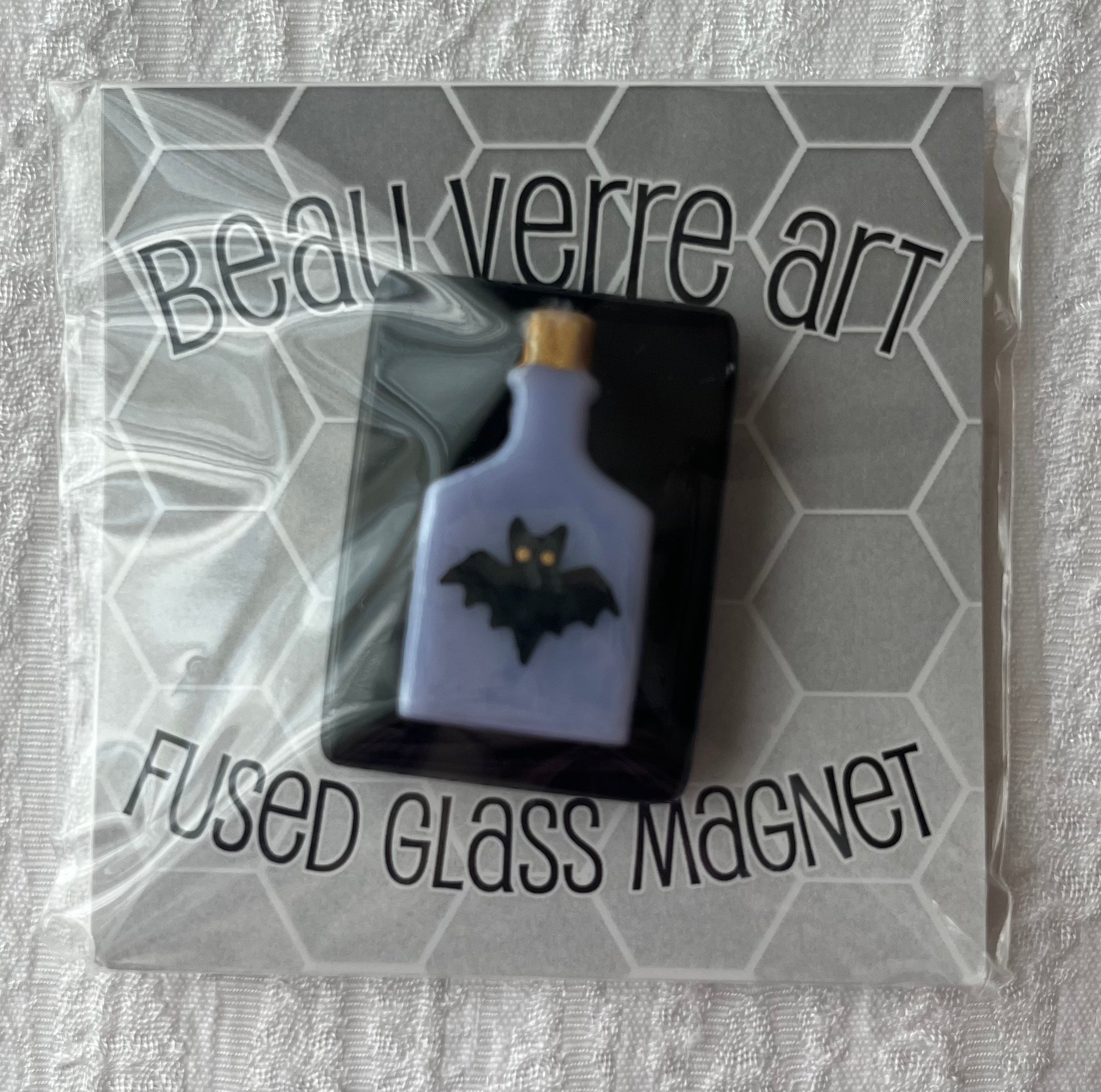 Beau Verre - Bat Poison Bottle Needle Minder