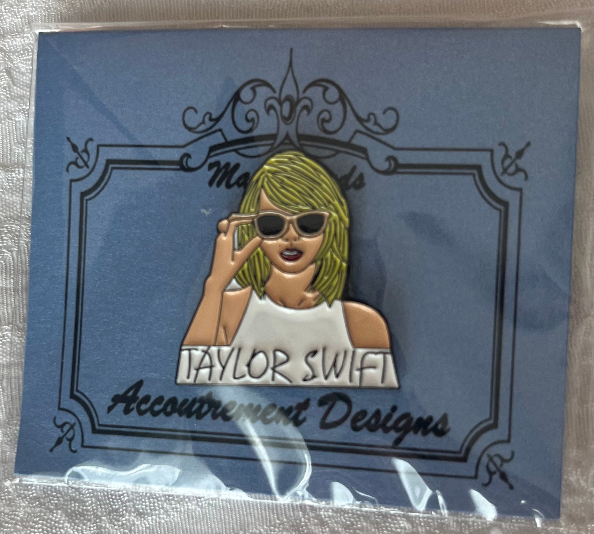 Taylor Swift Needle Minder