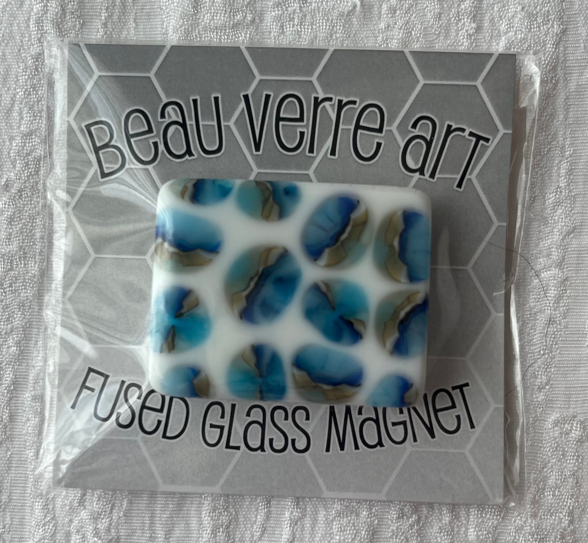 Beau Verre - Blue Dots Needle Minder